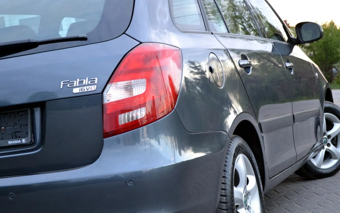 Skoda Fabia cena 16900 przebieg: 174000, rok produkcji 2008 z Gostynin małe 781